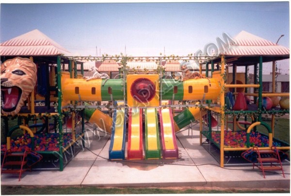 Playground Tacna